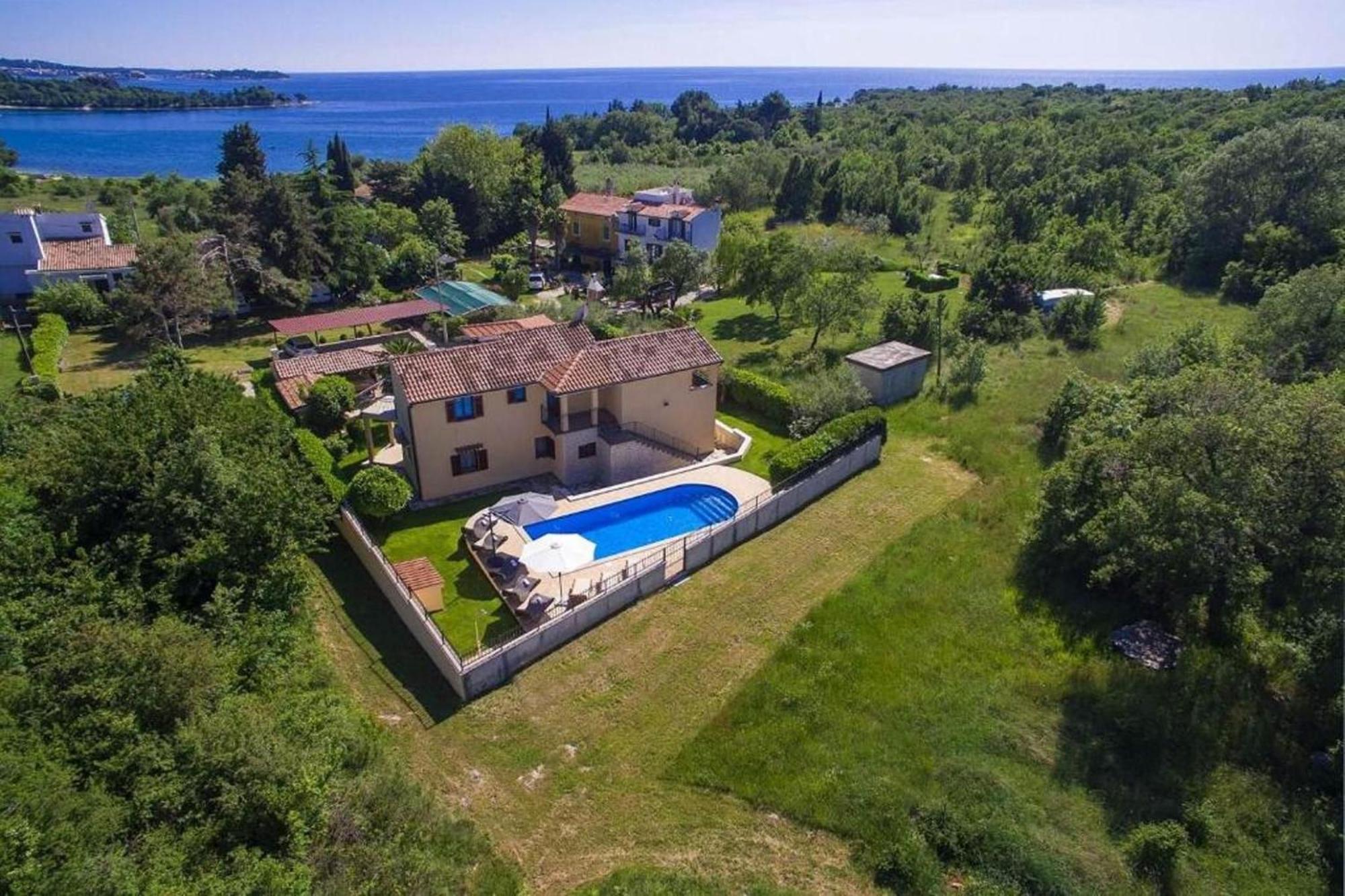 Strandnahe Marea Mit Pool Und Garten * Poreč